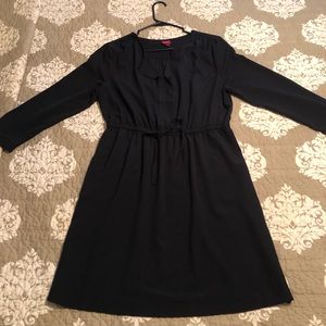 Stylish, light weight, and fun black dress